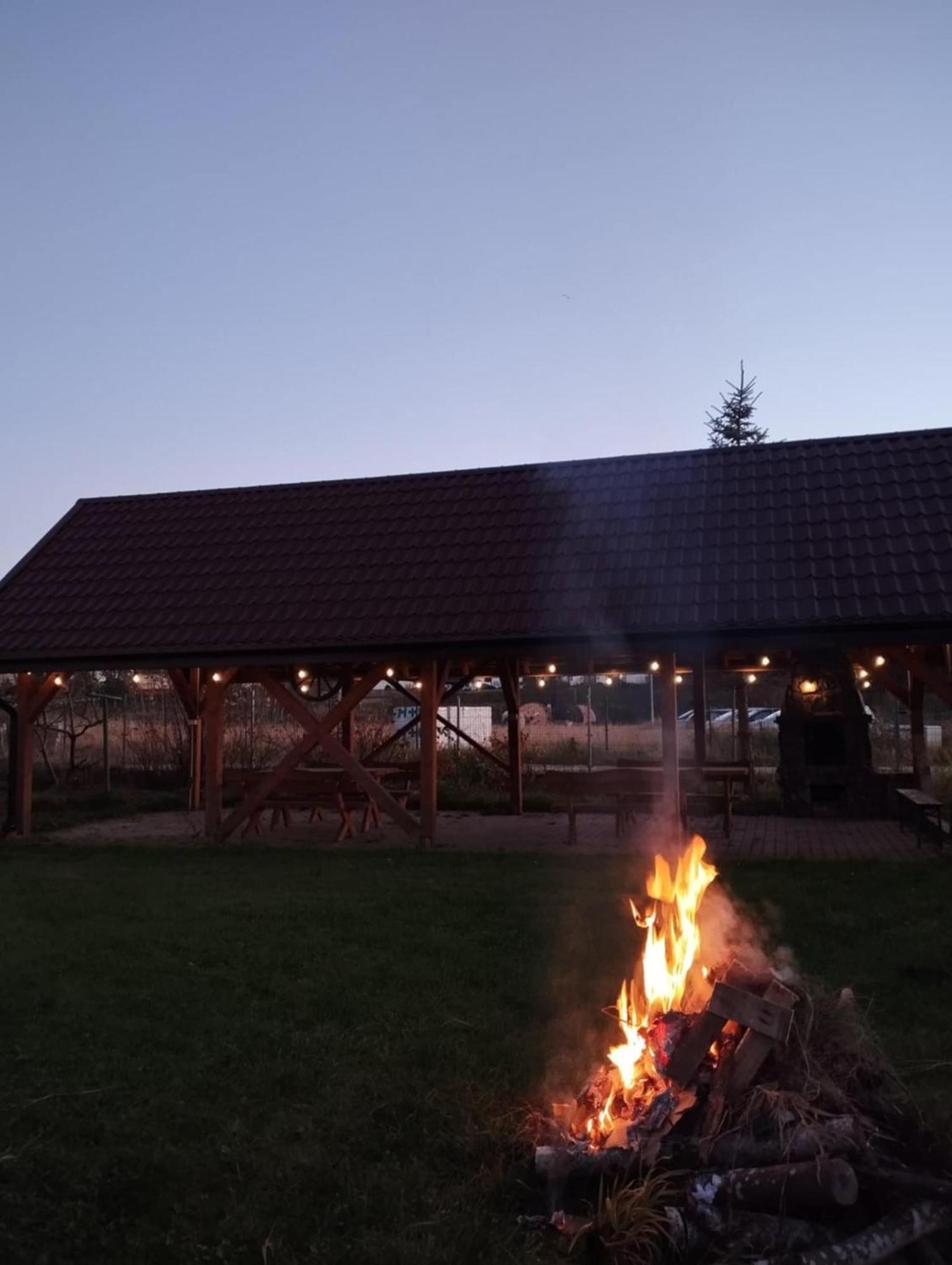 Checz Goscinna- Pokoje,Sauna,Jacuzzi, Sala Konferencyjna Grzybno Eksteriør bilde
